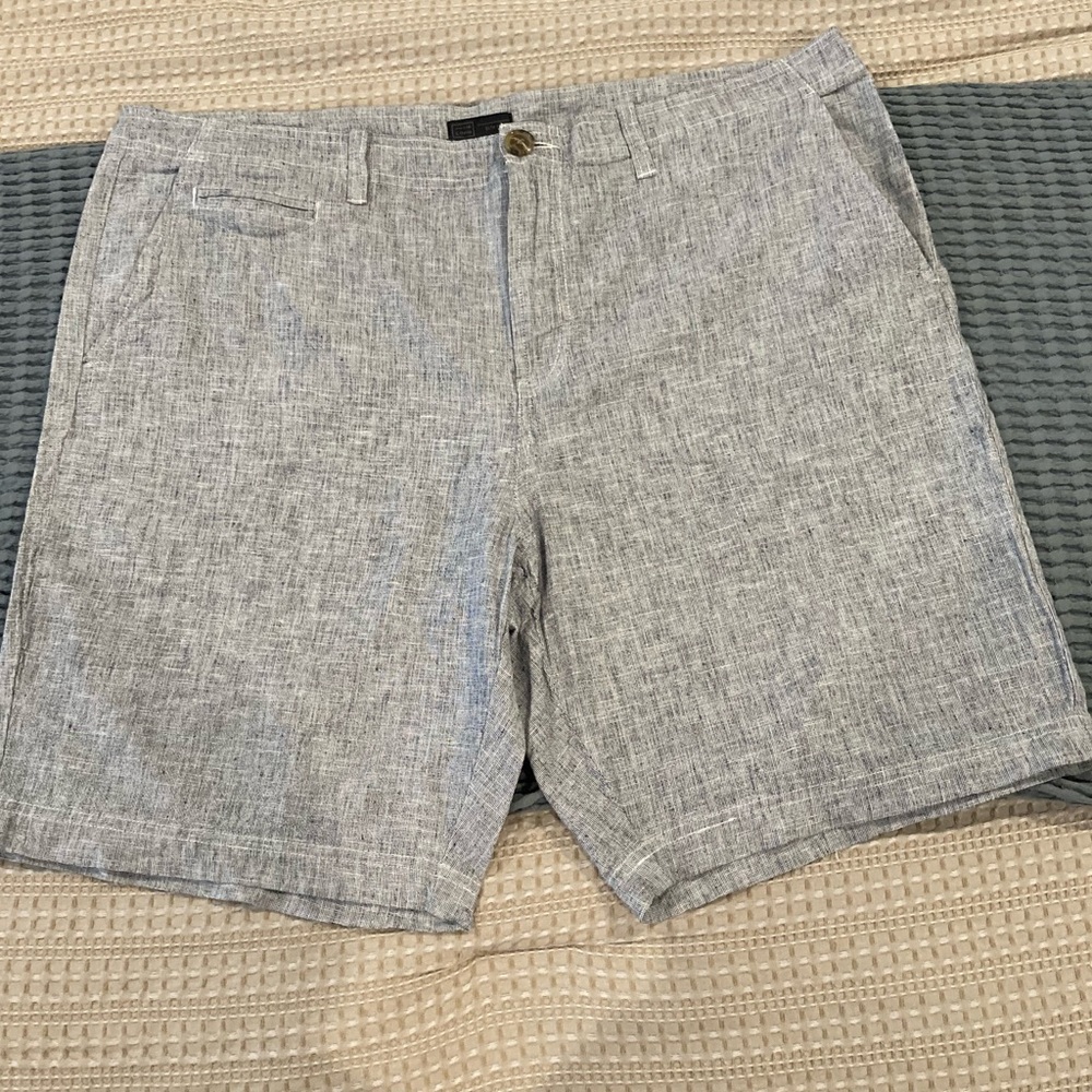 14th & Union men’s chambray grey shorts